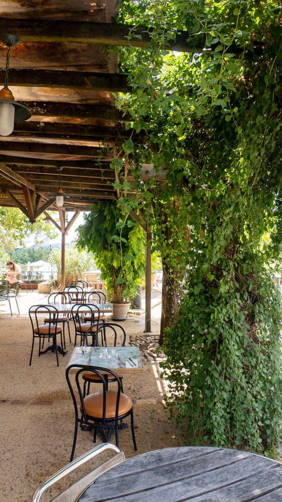 Restaurant dans un camping en Dordogne